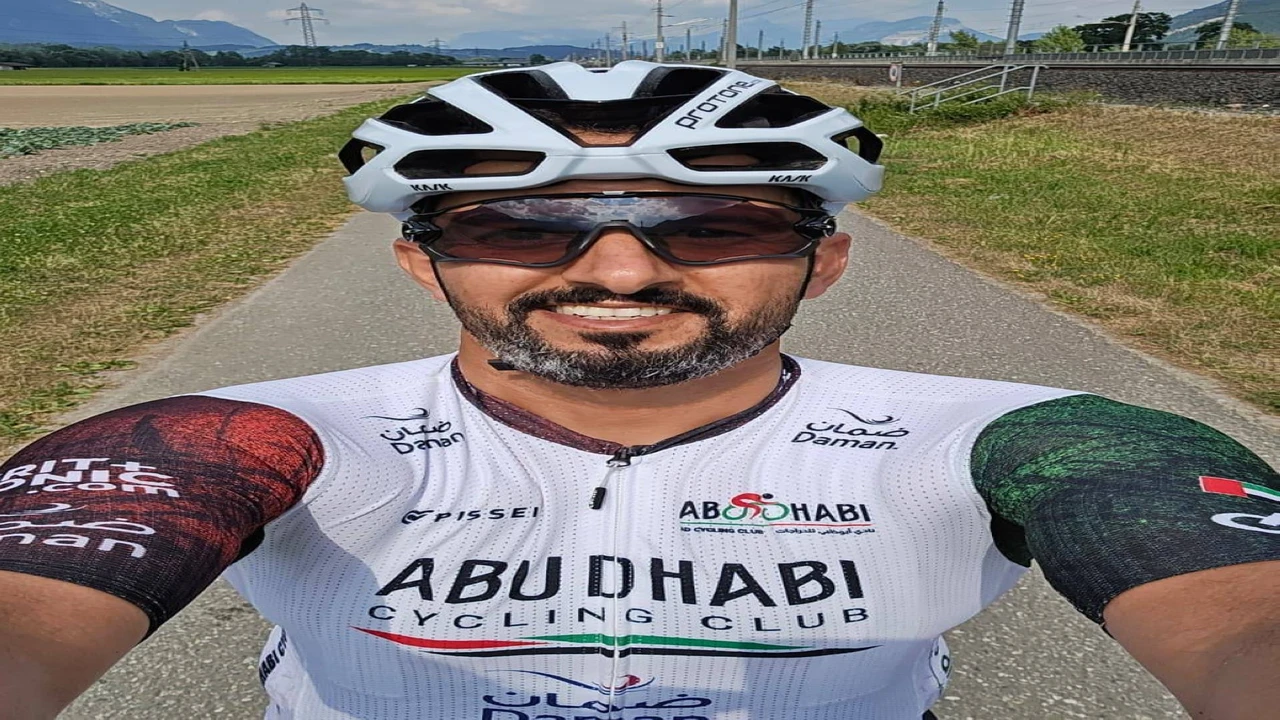 محمد المرر يرفع راية التحدي في أصعب سباقات الدراجات العالمية